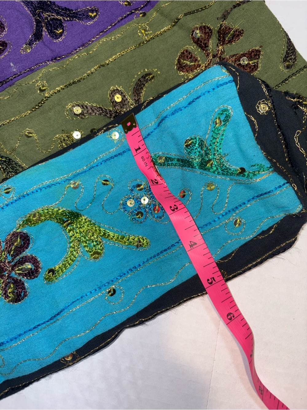 colorful embroidered and sequined hobo-style shoulder bag - Picture 8 of 10